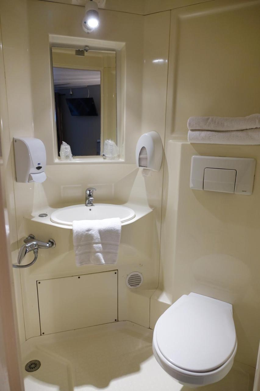 Fasthotel Bordeaux Езин Екстериор снимка